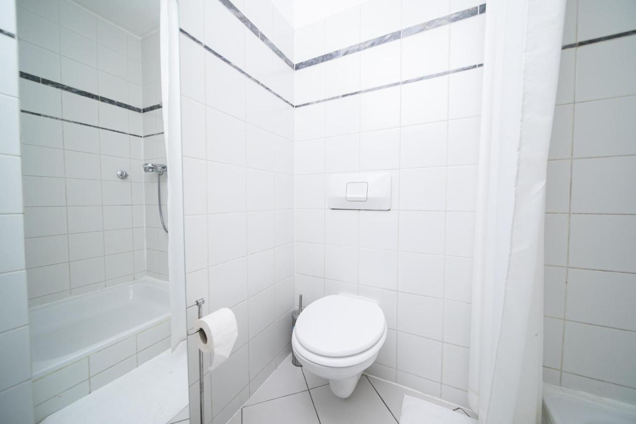 White 60 Qm Apartment - Zentral - Balkon - Messe Дюссельдорф Экстерьер фото